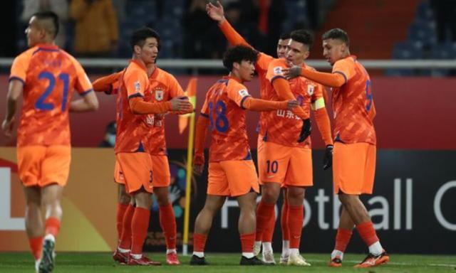 华体会网页版-天下没有不散的宴席!莫伊塞斯主场告别战双响勤王