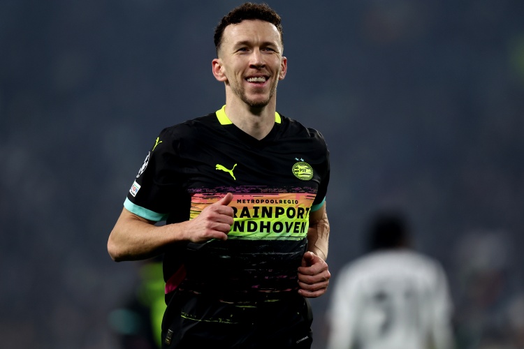 华体会体育-埃因霍温主帅：佩里西奇会留在球队，他和国米的传闻？这不会发生